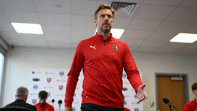 Toluca head coach Antonio Mohamed emphasized his longevity since taking over in December 2024, noting he has faced 60...