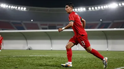 El defensa mexicano, formado en las fuerzas básicas del Toluca, jugará la fase de grupos de la Conference League con el...