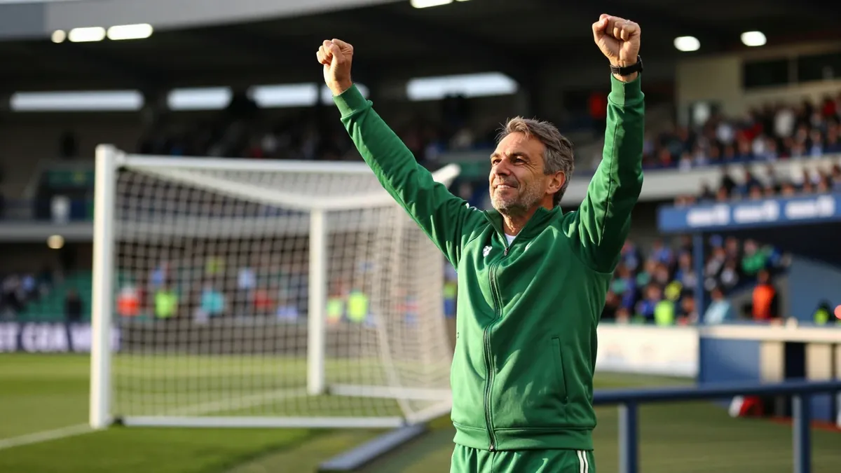 Former Toluca boss Renato Paiva, now managing Santos Laguna, celebrated his team's late win at the Nemesio Díez but...